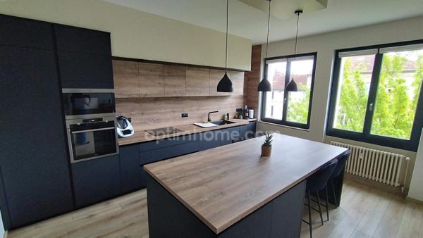 A vendre Appartement de 141 m²; Élégance et Lumière au Cœur de la Ville