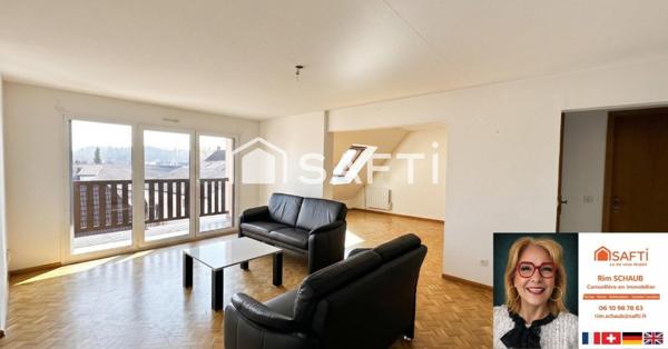 Hésinge - Dernier étage : F3/F4 lumineux  avec vue panoramique sur le village et son clocher"