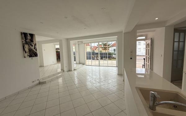 Maison à vendre    7 pièces •  Serémange-Erzange