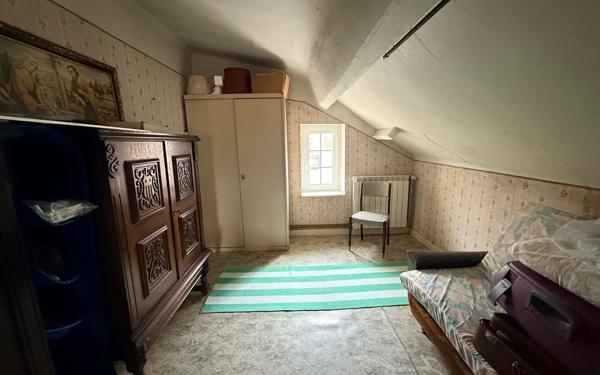 Maison à vendre    7 pièces •  Serémange-Erzange