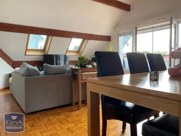 Appartement à louer 4 pièces 101.56m² Danjoutin (90400)