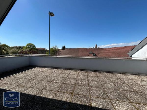 Appartement à louer 4 pièces 101.56m² Danjoutin (90400)