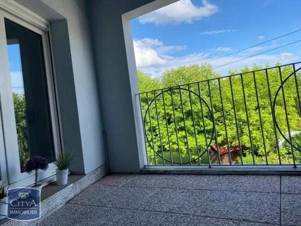 Appartement à louer 4 pièces 101.56m² Danjoutin (90400)