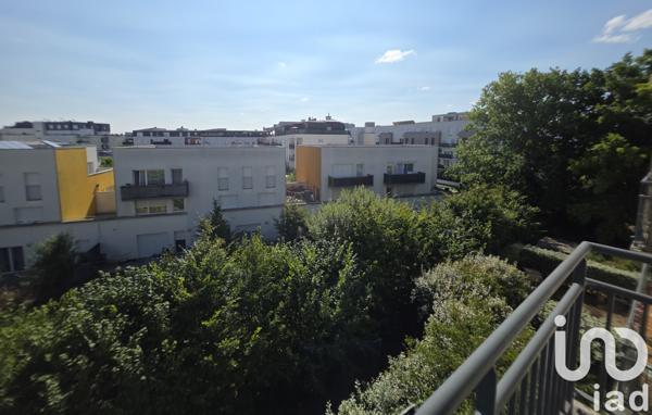 Appartement à vendre 2 pièces 44 m² Sainte-Geneviève-des-Bois