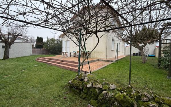 Maison à vendre    4 pièces •  Royan