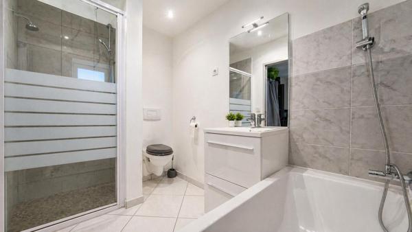 Plain-pied lumineux 110 m² – 3 chambres – terrasse sud