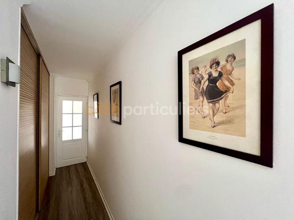 Vente
                Appartement84,62 m² - 3 Pièces -
                    ROYAN (17200)