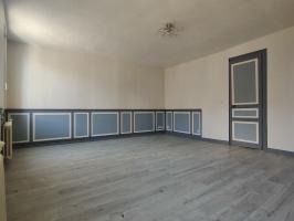 SPECIAL INVESTISSEUR, MAGNIFIQUE TRIPLEX DE PRESTIGE DE 90 M² HAB AU COEUR DE N-D. DU THIL PROCHE DE LASSALLE Beauvais (60000)