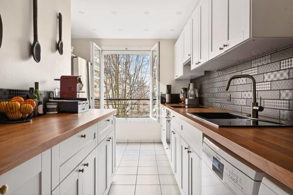 5 pièces 111.13 m² - VILLA HAUSSMANN-CALME-LUMINEUX-2 PARKINGS