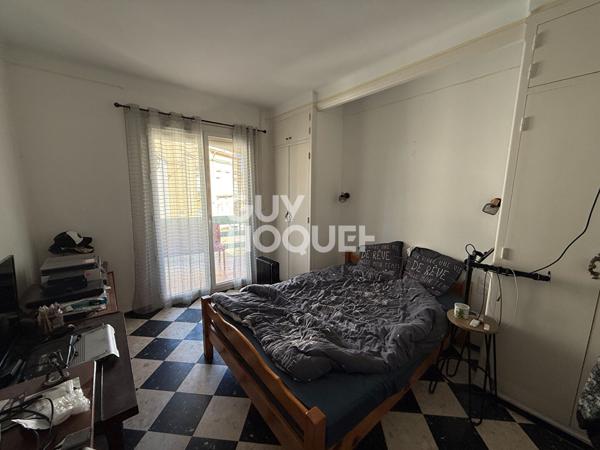 Maison de Village en 3 faces, F4  avec garage et terrasse. A vendre VILLELONGUE DE LA SALANQUE (66140)