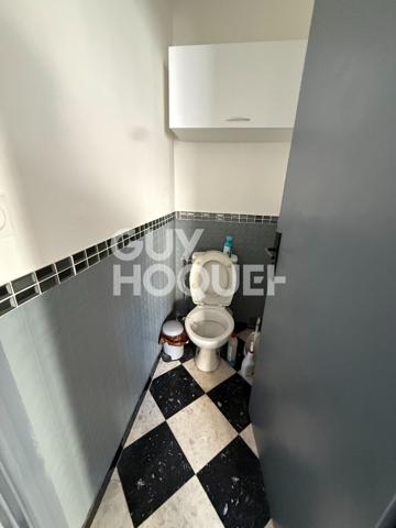 Maison de Village en 3 faces, F4  avec garage et terrasse. A vendre VILLELONGUE DE LA SALANQUE (66140)