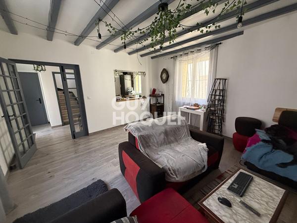 Maison de Village en 3 faces, F4  avec garage et terrasse. A vendre VILLELONGUE DE LA SALANQUE (66140)