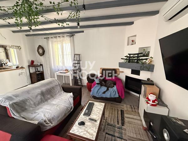 Maison de Village en 3 faces, F4  avec garage et terrasse. A vendre VILLELONGUE DE LA SALANQUE (66140)