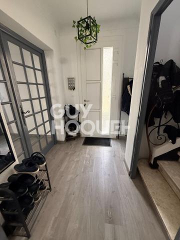 Maison de Village en 3 faces, F4  avec garage et terrasse. A vendre VILLELONGUE DE LA SALANQUE (66140)