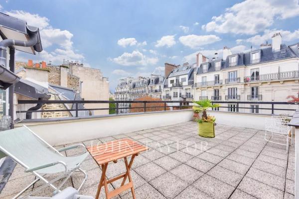 Atelier d'artiste avec terrasses