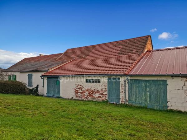 Maison à rénover avec nombreuses dépendances et grand terrain – Espinasse-Vozelle (03)