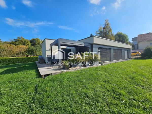 Maison 2018 : plain pied, 117m², 10 ares, Miserey