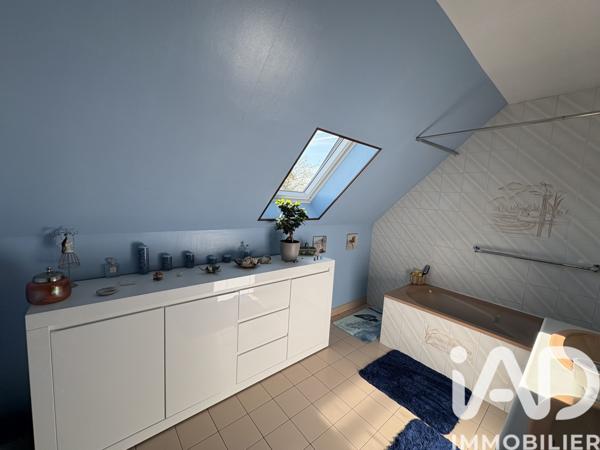 Maison à vendre 6 pièces 140 m² Saint-Fargeau-Ponthierry