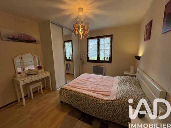 Maison à vendre 6 pièces 140 m² Saint-Fargeau-Ponthierry
