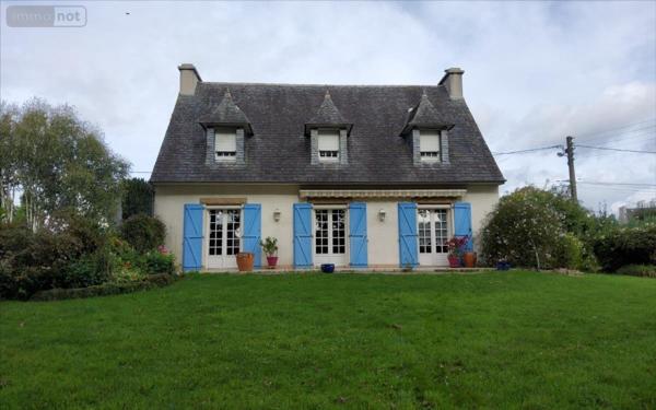 Maison individuelle à vendre à Carhaix-Plouguer dans le Finistère (29270), ref : 29066-1087498