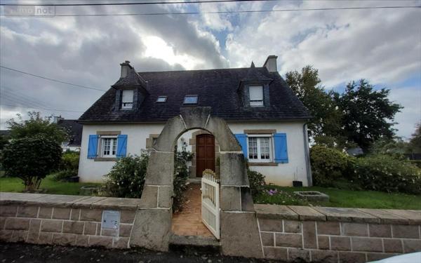 Maison individuelle à vendre à Carhaix-Plouguer dans le Finistère (29270), ref : 29066-1087498