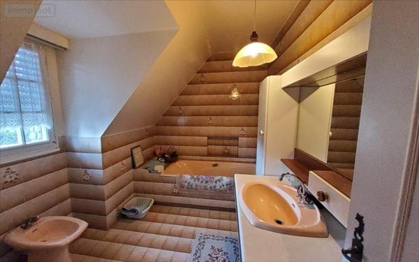 Maison individuelle à vendre à Carhaix-Plouguer dans le Finistère (29270), ref : 29066-1087498