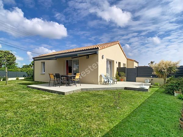 Maison contemporaine de plain-pied à Vallet.