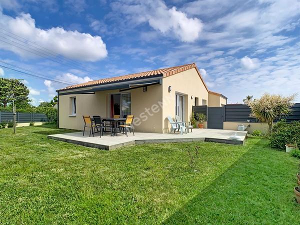 Maison contemporaine de plain-pied à Vallet.