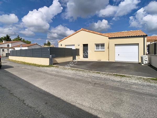 Maison contemporaine de plain-pied à Vallet.