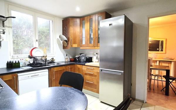 Maison à vendre    6 pièces •  Villecresnes