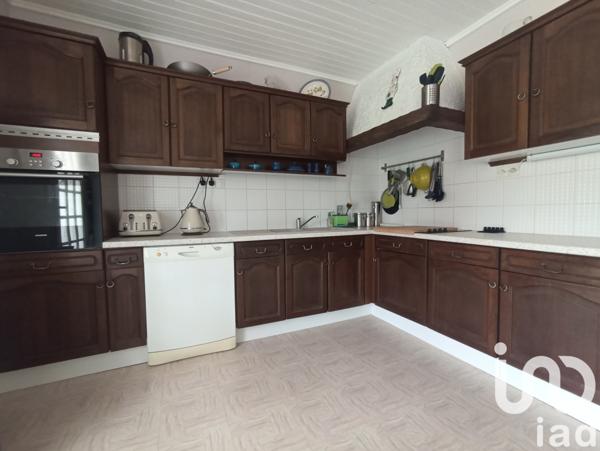 Maison à vendre 10 pièces 250 m² Pompaire