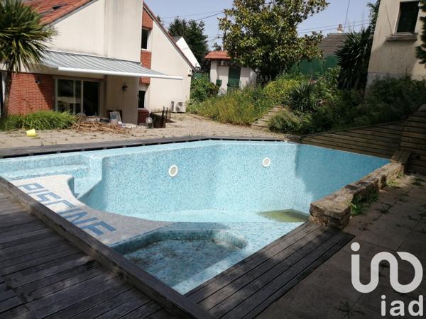 Maison 7 pièces de 154 m² à Orvault (44700)