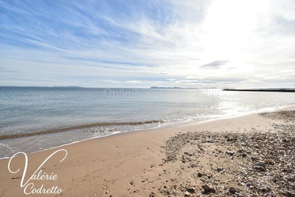 À vendre – Superbe T3 en rez-de-jardin avec grande terrasse à 200 m de la plage – Port Pothuau / Les Salins