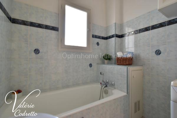 À vendre – Superbe T3 en rez-de-jardin avec grande terrasse à 200 m de la plage – Port Pothuau / Les Salins