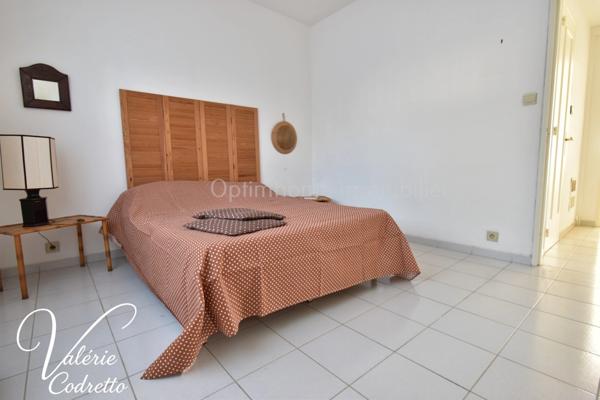 À vendre – Superbe T3 en rez-de-jardin avec grande terrasse à 200 m de la plage – Port Pothuau / Les Salins