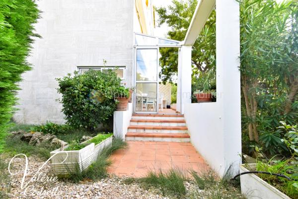 À vendre – Superbe T3 en rez-de-jardin avec grande terrasse à 200 m de la plage – Port Pothuau / Les Salins