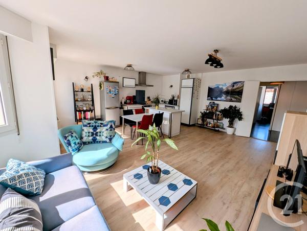 Appartement F3 à vendre  3 pièces - 76,09 m 2   LYON  - 69008