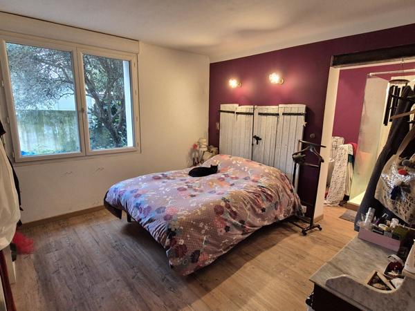 Maison familiale 8 pièces avec piscine hors-sol et double garage Alès (30100)