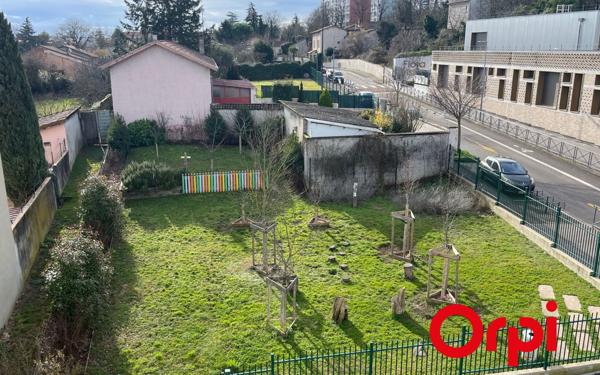 Appartement à vendre    2 pièces • 49,60 m2 Vénissieux