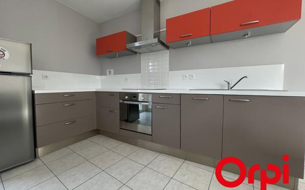 Appartement à vendre    2 pièces • 49,60 m2 Vénissieux