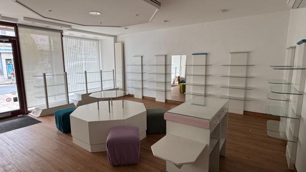 IMMEUBLE COMMERCIAL A VENDRE ROMORANTIN