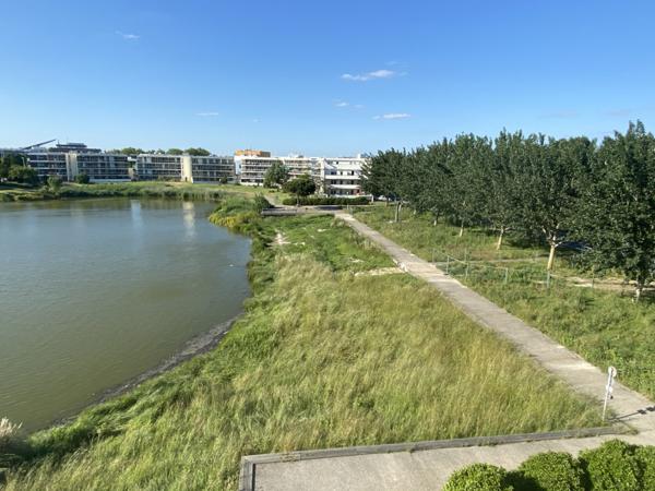 A VENDRE STUDIO LES MINIMES LAC DE LA SOLE