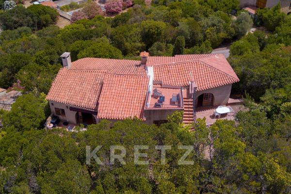 Villa de charme au coeur d'un domaine luxuriant