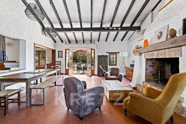 Villa de charme au coeur d'un domaine luxuriant