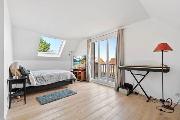 Maison Chambourcy 8 pièce(s) 204m2 960 000 € **  - Référence  18445