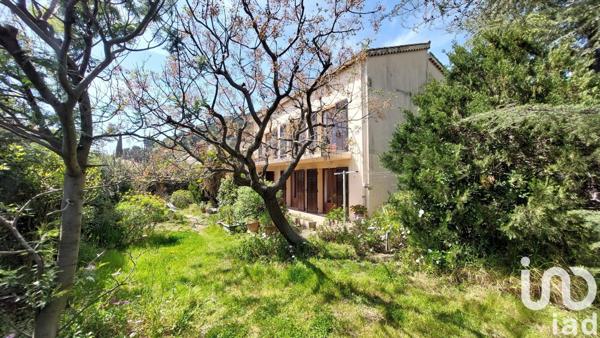 Maison traditionnelle 5 pièces de 158 m² à La Garde (83130)