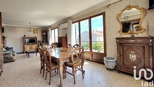 Maison traditionnelle 5 pièces de 158 m² à La Garde (83130)