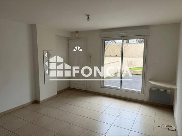 Location Appartement 2 pièces 40.9 m² - 4 RUE DES CAPETTES Le Plessis Pate 91220