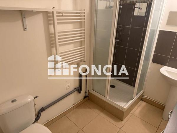 Location Appartement 2 pièces 40.9 m² - 4 RUE DES CAPETTES Le Plessis Pate 91220