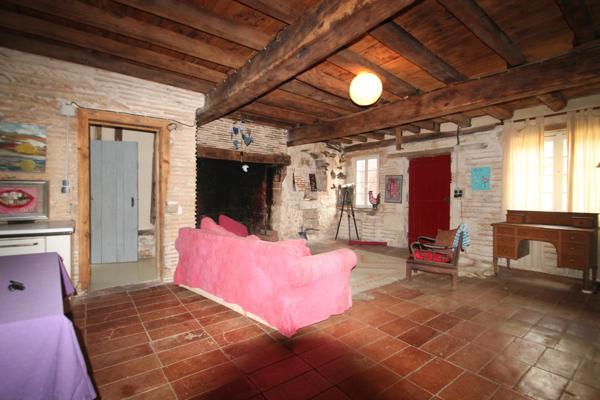 Maison à vendre 7 pièces proche de MARMANDE (47) 334m² - Piscine- Séchoir à tabac- Terrain 51649m²